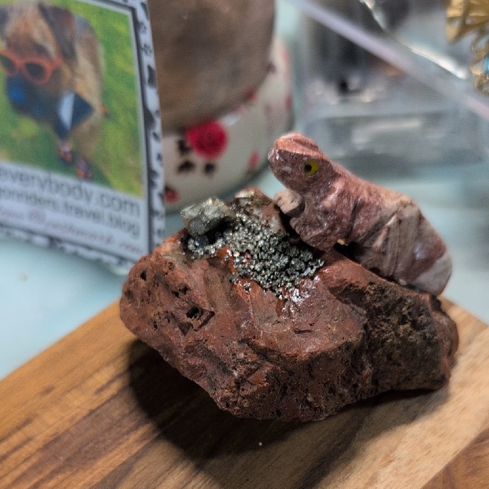 Red Lizard Stone Art - "Rust"